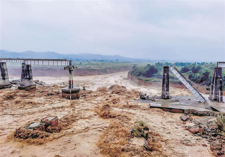 Illegal mining rampant in Punjab, Haryana: High Court 1 2022 8largeimg 1709497300 cIEoCw