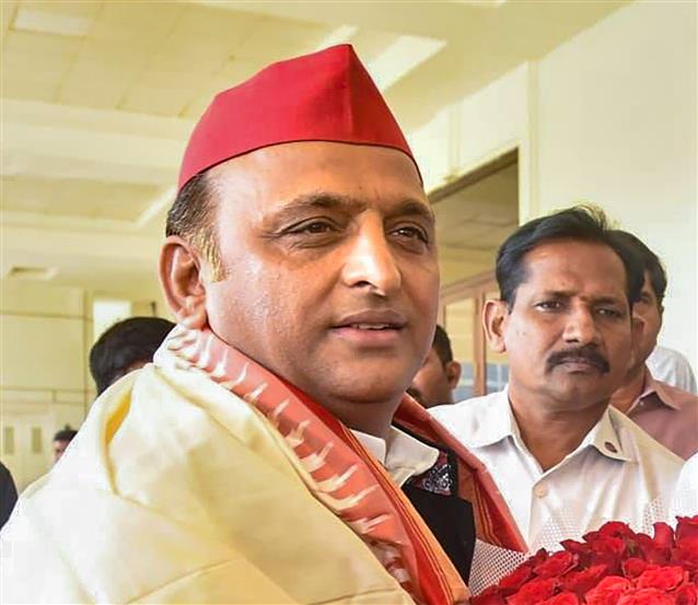 2023 1largeimg 1992566150 AroRLM