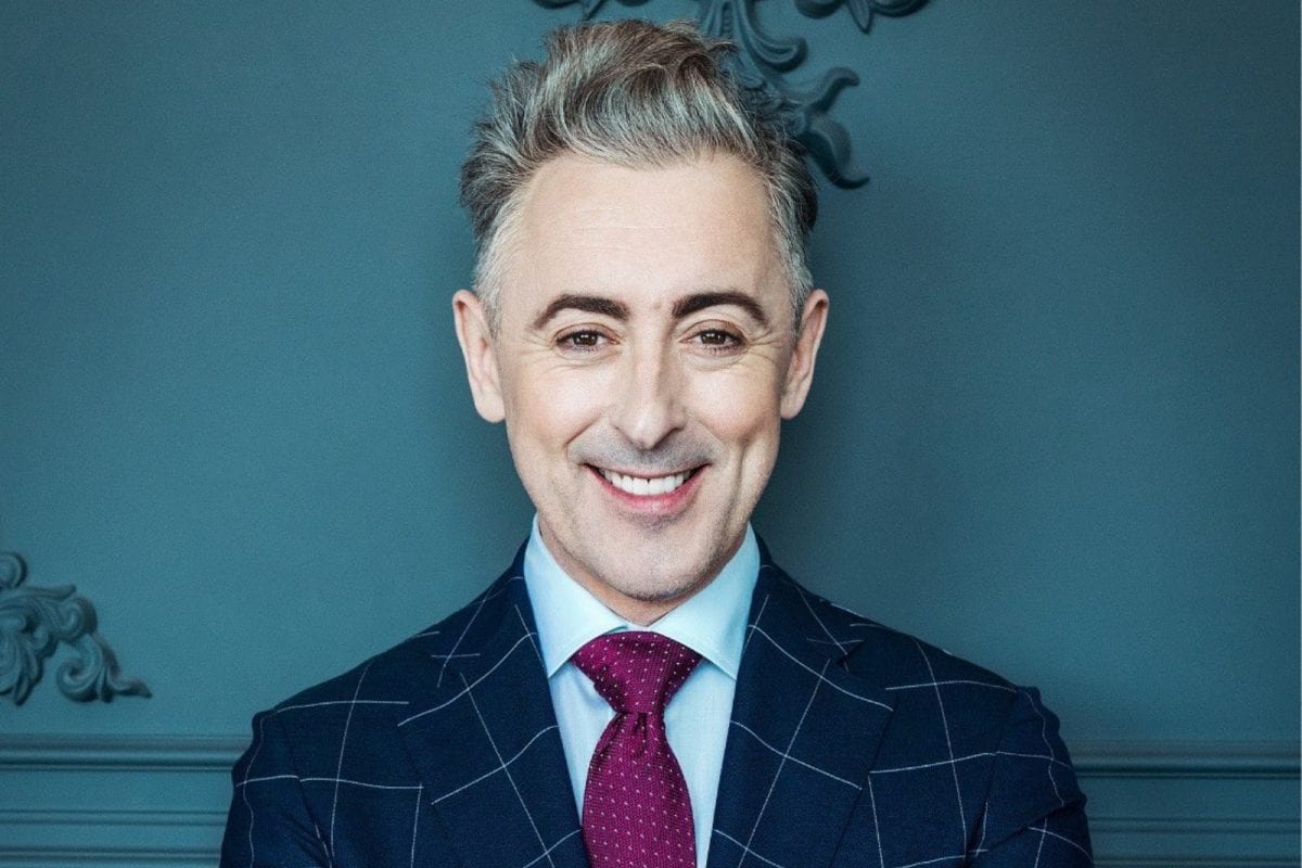 alan cumming 16752444053x2 IKIvtE