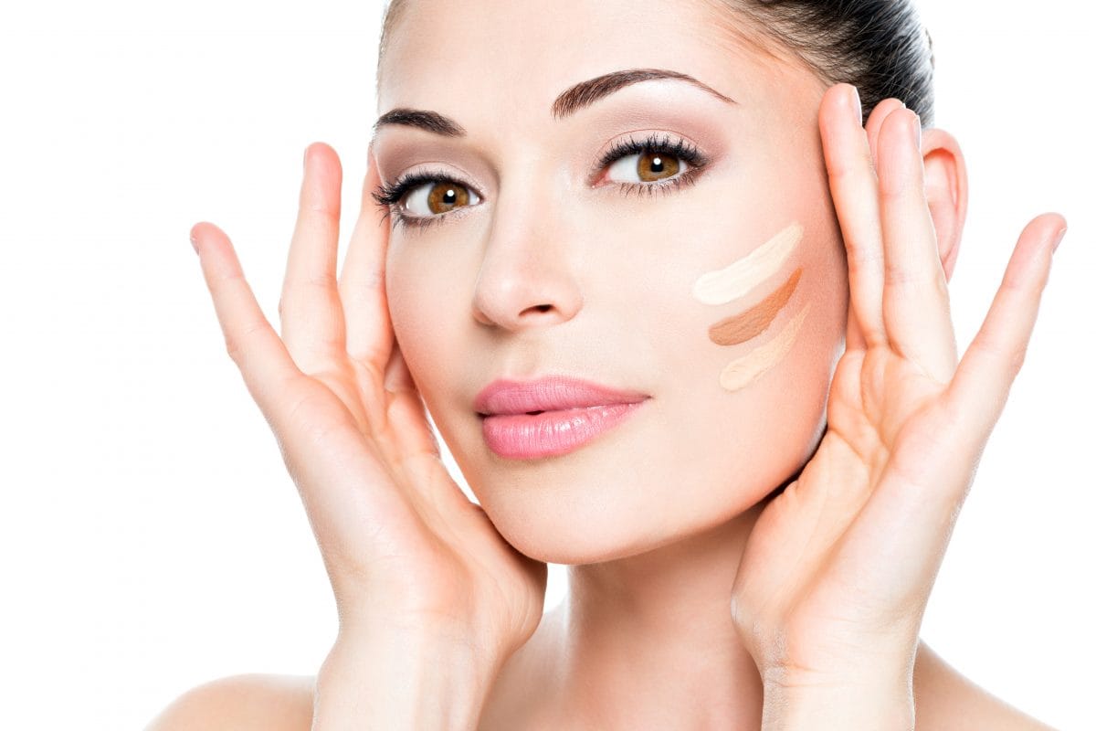 beautiful face young woman with cosmetic foundation skin beauty treatment concept 16765633943x2 0Yyee9