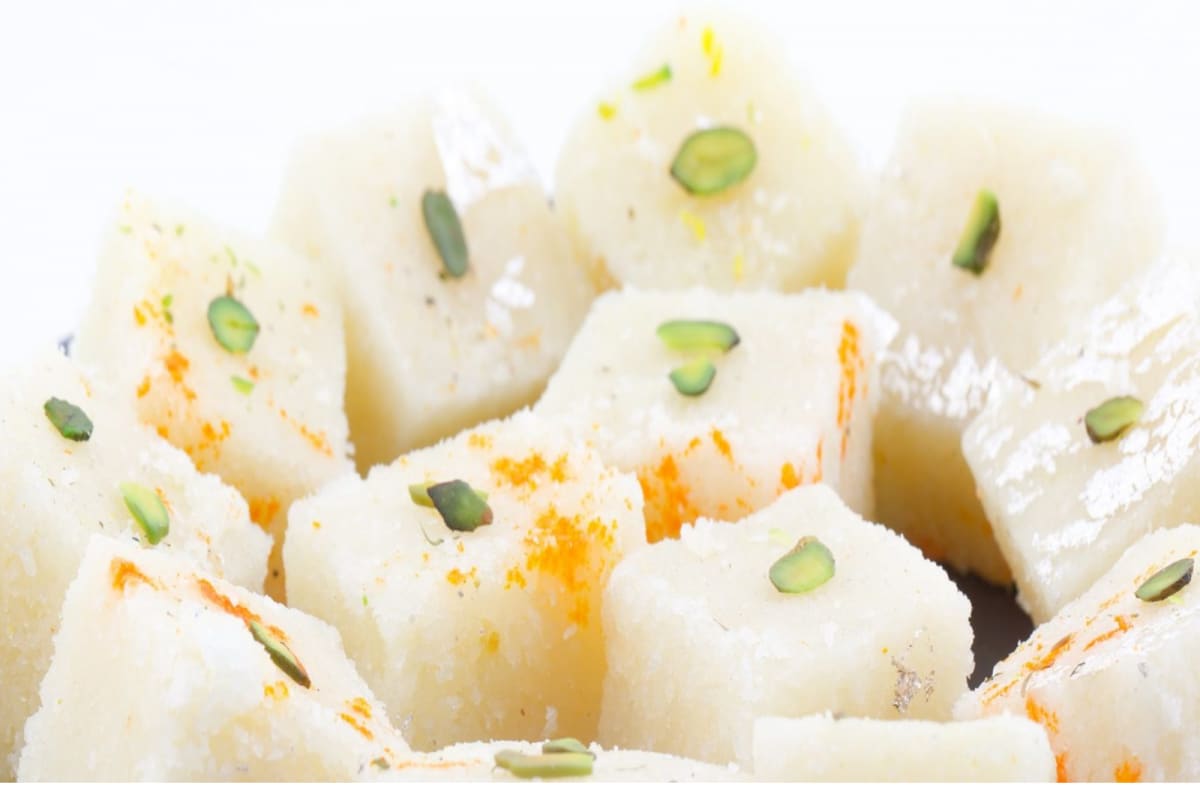 coconut barfi 16778239743x2 JDSFnX