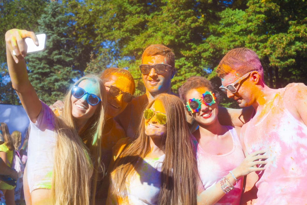 holi 2023 mobile apps Wo5qqu