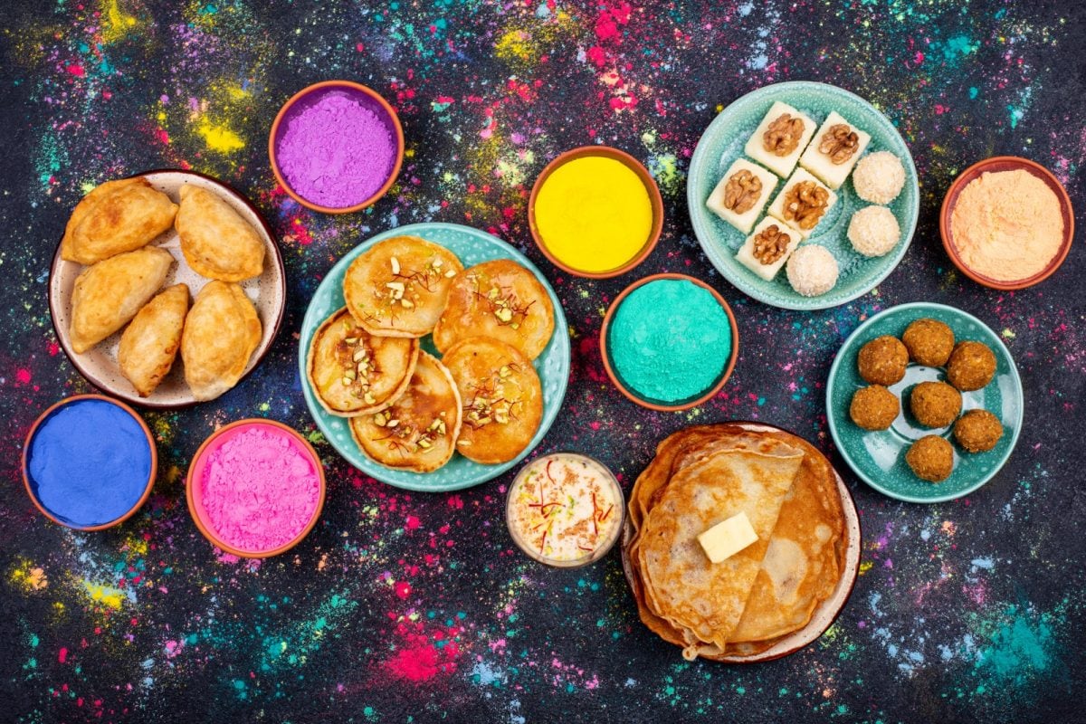 holi 2023 snacks 16780000773x2 UWM9K3